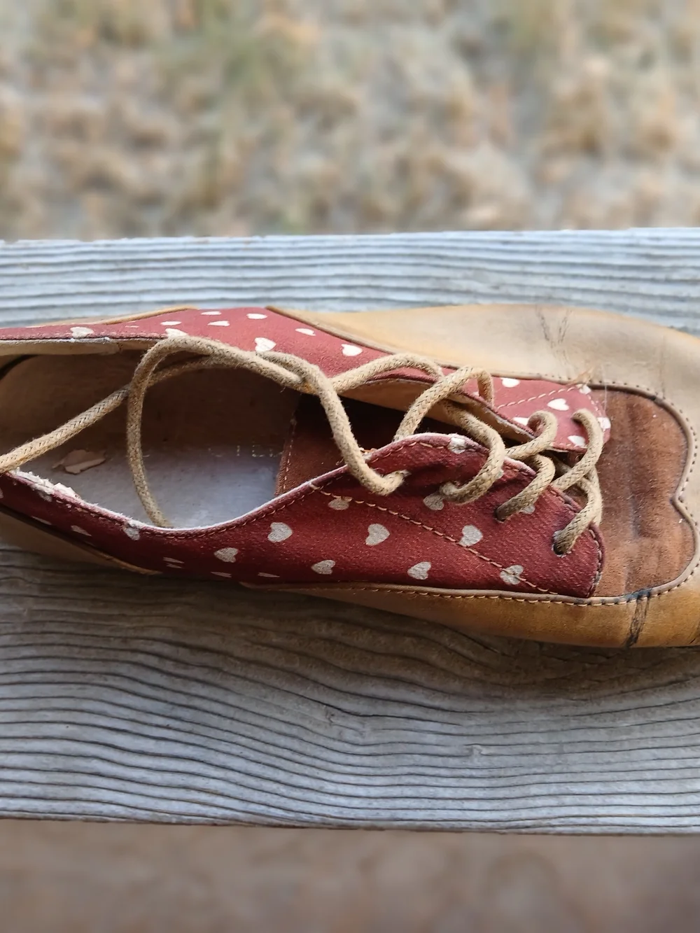 Women's Heart-Print Tan & Rust Leather Oxford Flats